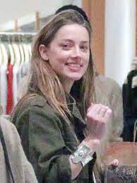 This is one of the reasons why people should be looking for more amber heard without make up pictures rather than amber heard makeup pictures. Celebs Who Look Amazing Without Makeup Amber Heard Hair Amber Heard Makeup Amber Heard
