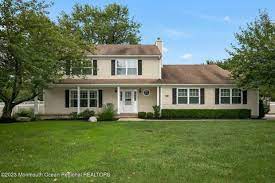 homes in middletown nj