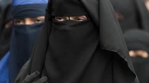 Ogrtač od valjane vune i kozje kostrijeti, uobičajena nošnja na kavkazu 2. What Is The Difference Between A Burka Hijab And Niqab Lbc