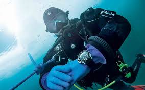 Ice Age Diving With The Panerai Luminor Submersible 1950 3
