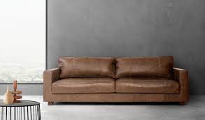 Incorporating Leather Corner Sofas Into