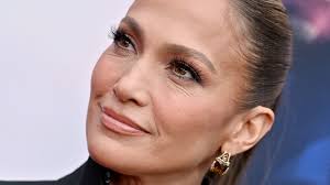jlo goes totally makeup free in new