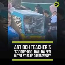 /antioch+teacher+scooby+doo+costume