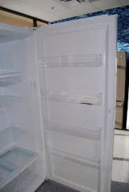 Authorized dealer ge fuf21smrww 33 inch freestanding upright freezer with 21.3 cu. Ge Model Fuf21dlrww 21 3 Cu Ft Frost Free Upright Freezer Out Of Box Comes With One Year Limited Functional Operable Warranty From Ge Auction Auction Nation