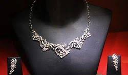 tanishq diamond necklaces latest