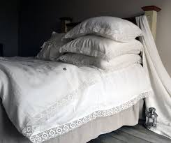 Antique White Laced Linen Duvet Quilt