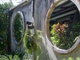 Information About Using Garden Mirrors