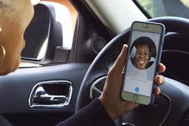 Uber makes things very simple for drivers, but unfortunately, issues do arise. Uber Now Requires Drivers To Take Selfies For Added Security The Verge