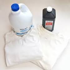 does hydrogen peroxide stain clothes