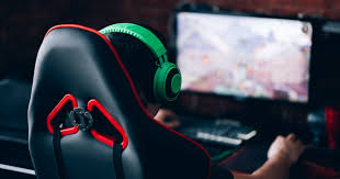 How to Become a Better Gamer: 7 Tips to Excel in Online Gaming