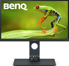 Compare BenQ SW270C vs BenQ PD3200U - DisplayDB