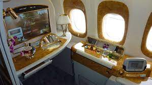 fly emirates first cl for 600 900