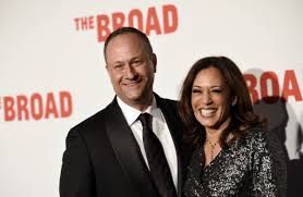 What to know about Douglas Emhoff, Kamala Harris' husband, after that  onstage protester moment | FOX 2