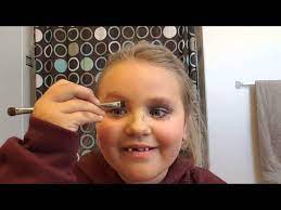 funny little makeup tutorial