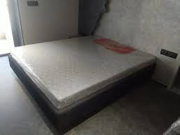 White Double Rectangle Foam Bed
