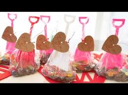 Hot chocolate on a stick these look so delicious that we might order some for our teens and some for us, too. Adorable Diy Valentine S Day Gift Cute Kids Cute Craft Youtube