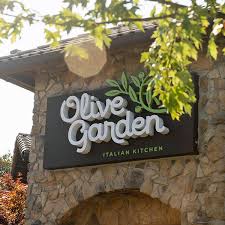 is olive garden closing all locations