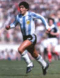 2 4 1 1 1. Diego Maradona Schottland 1 Argentinien 3 Bild Kaufen Verkaufen