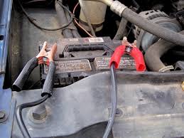 The video above shows you how to replace the battery in your 2008 saturn outlook. How To Jump Start A Saturn Vue