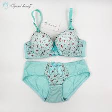 Us 4 42 Free Shipping Special Beauty Pure Girl Cotton Lively Lovely Floral Floral Thinner And Lower Thickness Teenage Bra Set In Bras From