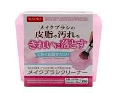 daiso makeup brush cleanser