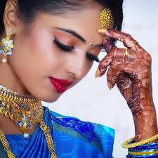 blue saree bride bridal makeup photo