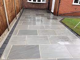 Grey Indian Paving With Block Edge