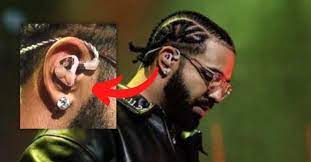 Rapper Drake Spotted Wearing Hentai Earpiece On Stage