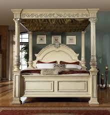 Sienna Canopy Bedroom Set In Antique