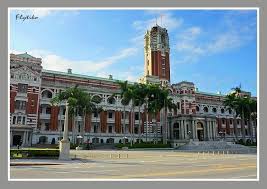 The presidential office building is the work place of the president of the republic of china on taiwan. ç¸½çµ±åºœ Taipeiæ™¯é»žä»‹ç´¹