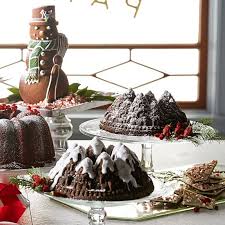 Télécharger des livres par catherine duchêne date de sortie: Nordic Ware Holiday Tree Bundt Cake Pan Holiday Baking Christmas Bunny Cake Bundt Cake