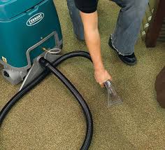 e5 compact low profile carpet extractor