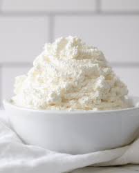how to ilize whipped cream with