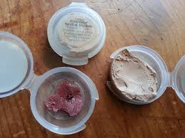 cow dirt a mineral makeup review