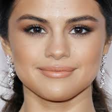 selena gomez s makeup photos s