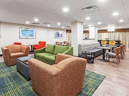 Extra hours can be arranged directly with the comfort inn and are usually charged locally. Comfort Inn In Sherman Hotel Rates Reviews On Orbitz