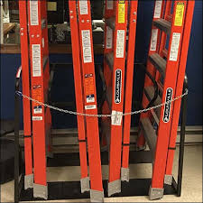 Freestanding Vertical Ladder Rack