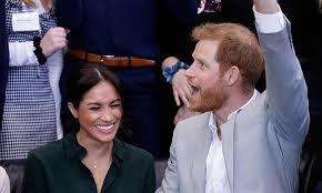 Meghan markle and prince harry made an appearance outside of windsor palace with their newborn son and the royal couple was all smiles as they introduced their baby to the world. Prince Harry And Meghan S Royal Baby Everything We Know Hello Canada