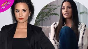 Young lovato | demi lovato, cabelo, celebridades. Demi Lovato Reflects On Having Suicidal Thoughts And Depression From Young Age Irish Mirror Online
