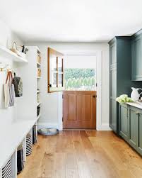 27 ways to maximize your mudroom