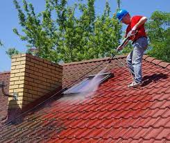 5 Benefits of Hiring a Roof Cleaning Service Company - Prim Mart