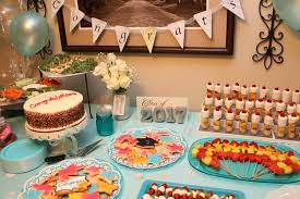 Planning for a graduation party is extremely stressful. You Need These Delicious Graduation Party Food Ideas