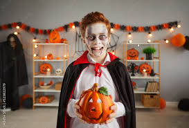 kid in y halloween vire costume