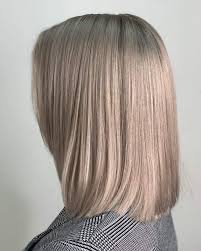En ce qui concerne la manière de coiffer les cheveux, comme l'on a déjà mentionné plus haut, le volume importe ! Coloration Cheveux Femme 50 Ans En 20 Idees A Oser
