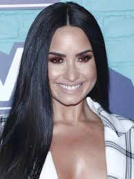 demi lovato s red eyeshadow how to
