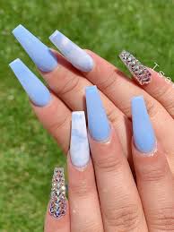 Simple acrylic nails blue acrylic nails summer acrylic nails blue ombre nails. Pin On Blue Nails