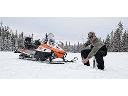 Дата начала 3 дек 2012. New 2015 Arctic Cat Bearcat 2000 Xt Snowmobiles In Roscoe Il Orange