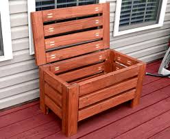 Diy Rustic Outdoor Storage Bench By