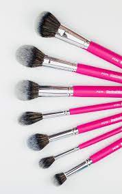 cream essential face brush set