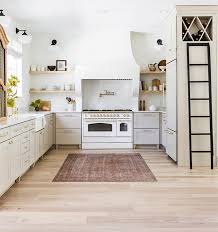 creamy white tones in a kitchen